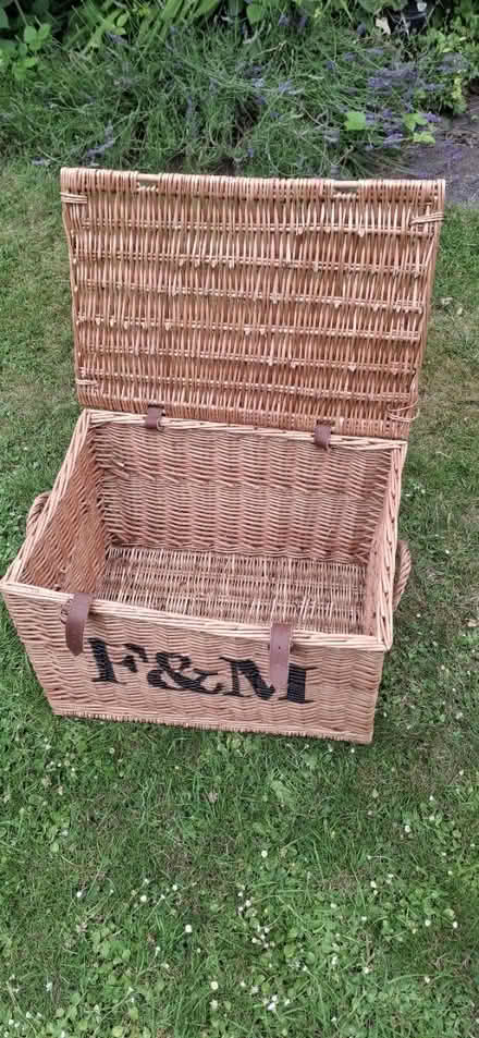 Photo of free Picnic basket (Isleworth TW7) #2