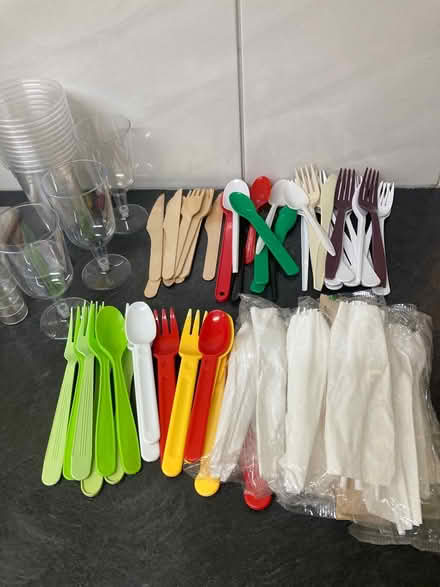 Photo of free Assorted plastic/glass kitchen bits (B71 West Bromwich) #1