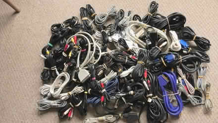 Photo of free 100 Cables (GL5) #1