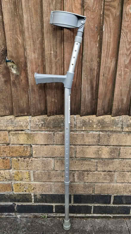 Photo of free Single Adult Crutch (Lipson PL4) #1