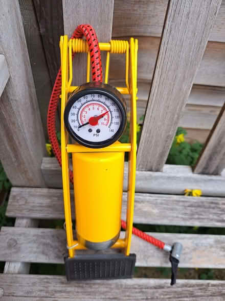 Photo of free Foot Pump (Markeaton DE22) #1