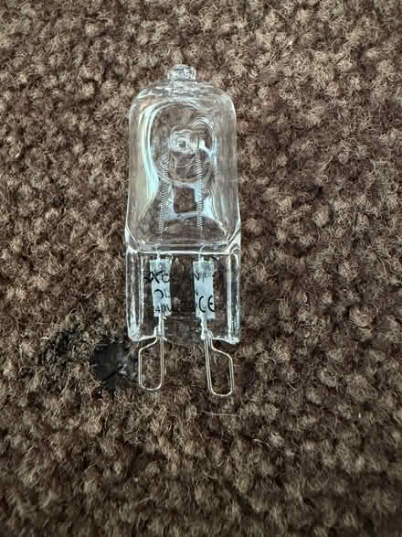 Photo of free Halogen light bulbs (Gorleston NR31) #2