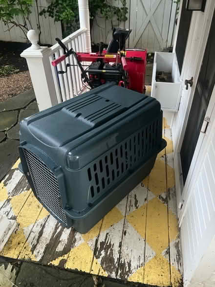Photo of free Dog crate (Shadyside/N Oakland) #1