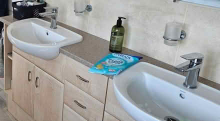 Photo of free Two ceramic bathroom basins (Swansea SA2) #1
