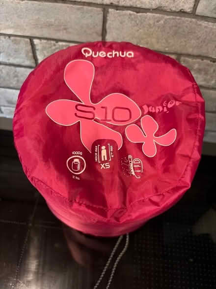 Photo of free Red Quechua XS child’s sleeping bag (Tilehurst RG30) #1
