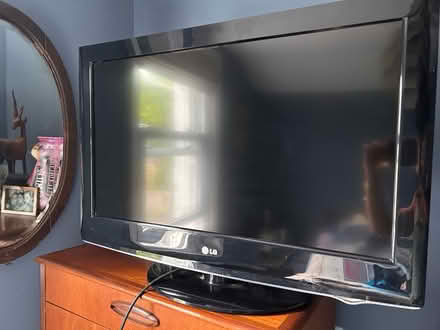 Photo of free LGA 32 inch TV (Lyminge) #2