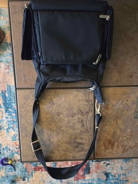 Photo of free Navy Travel Purse (Glenview near Northbrook) #3