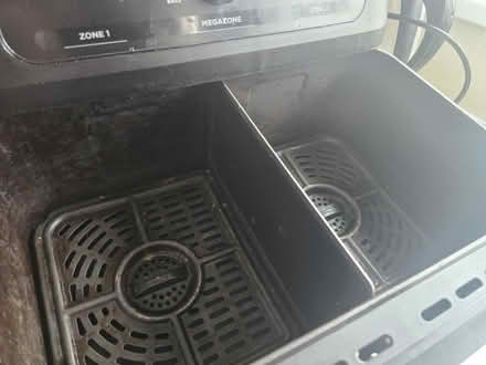 Photo of free Ninja 10ltr air fryer (SY7) #3