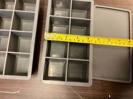 Photo of free 2 Large Ice Cube Trays (Harringay N4) #4