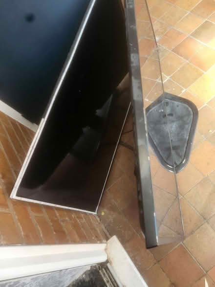 Photo of free 4 tvs spares or repairs (Ellesmere port, CH65) #1