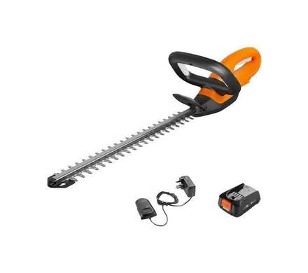 Photo of Electric hedge trimmer (Florence Park OX4) #1