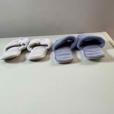 Photo of free Slippers, white and blue. (Mickleover DE3) #1