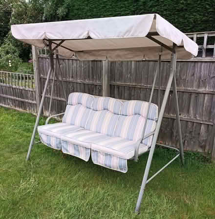 Photo of free Garden Swing Seat (Burbage LE10) #1