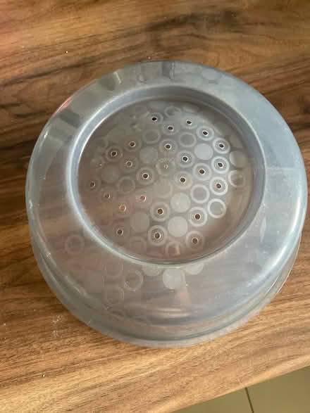Photo of free Microwave lid (N1 9SS) #1