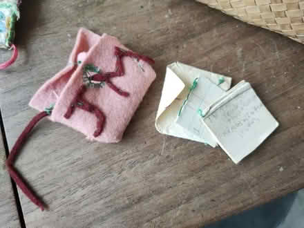 Photo of free grandma's doll/clothes - 1940s (Leatherhead KT22) #3