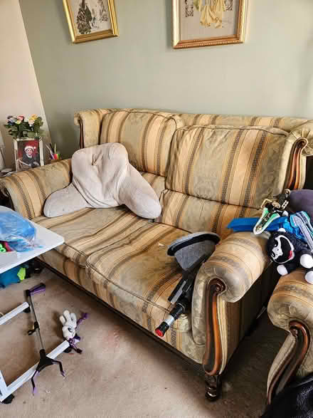 Photo of free Sofa's (Mickleover Derby) #2