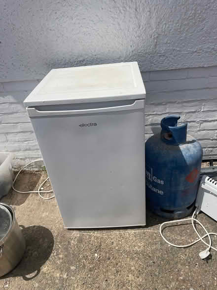 Photo of free Working freezer (Faversham ME13) #2