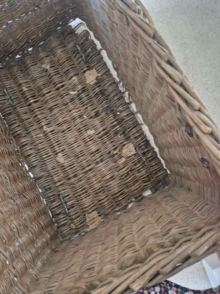 Photo of free Wicker box (part broken) (North Sheen TW9) #2