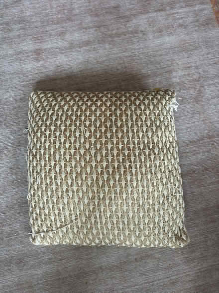 Photo of free Woven cushion (Bow E3) #4