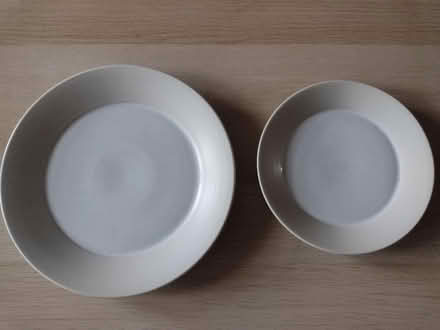 Photo of free Set of plates (Great Baddow) #1