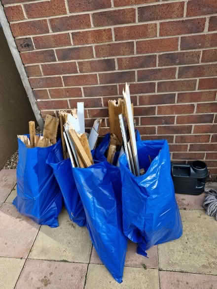 Photo of free Wood in pieces (DE21) #1