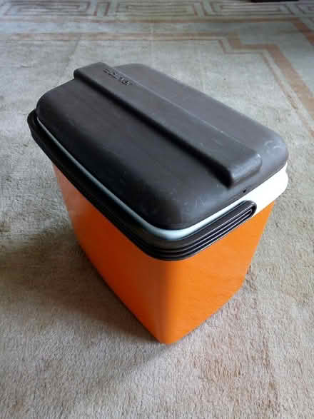 Photo of free Insulated Picnic Cold Box/Cooler (Highbury N5) #2