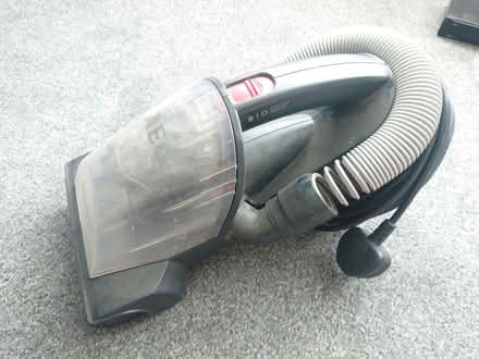 Photo of free Car/stairs vacuum 700Watt (needs repair) (Broadwater Farm N17) #2
