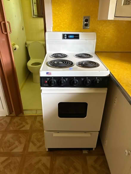 Photo of free Fridge and small electric range (Croton-on-Hudson) #4