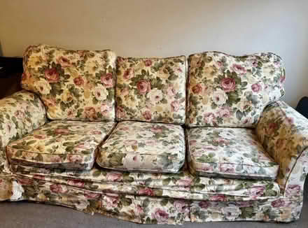 Photo of free 3 seater sofa, TV unit (Redhill RH11HB) #2