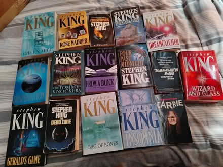 Photo of free A selection of Stephen King books. Hardback & softback (Bordon GU35) #1
