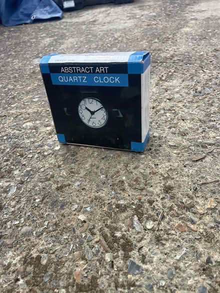 Photo of free Tyre inflator and clock (Faversham ME13) #2