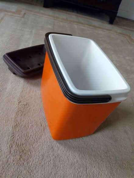 Photo of free Insulated Picnic Cold Box/Cooler (Highbury N5) #3