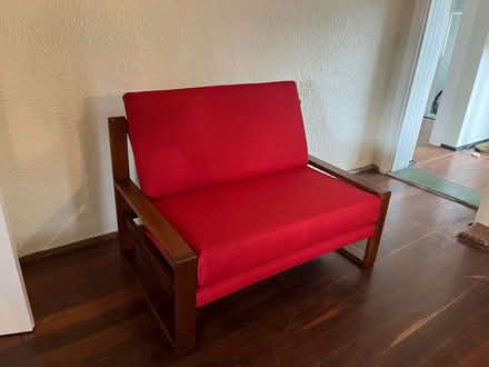 Photo of free Small red sofa (Balham SW12) #1