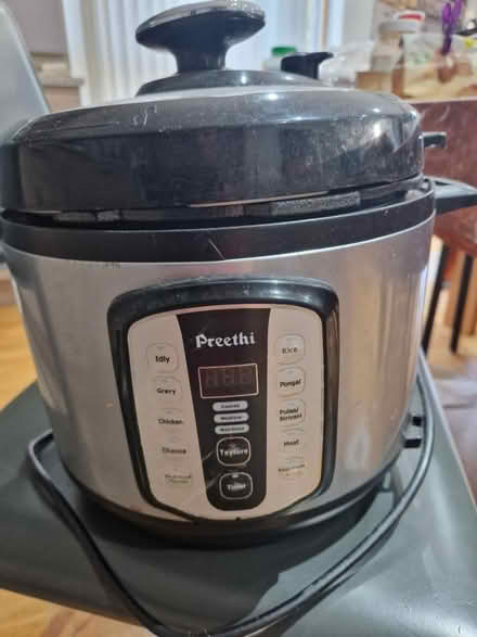 Photo of free Multi cooker (Elephant and Castle) #1