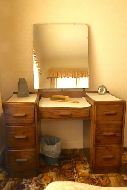 Photo of free Dressing table (Malvern Link WR14) #1