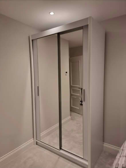 Photo of free Mirrored Sliding Wardrobe (Chipping Ongar CM5) #1