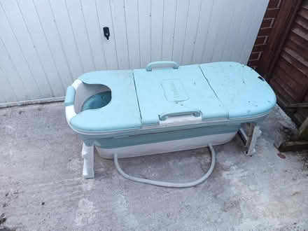 Photo of free Collapsible bath (Cam GL11) #1