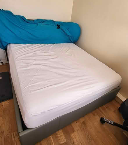 Photo of free Used double bed mattress and mattress cover (bed not include (Elmers End BR3) #3