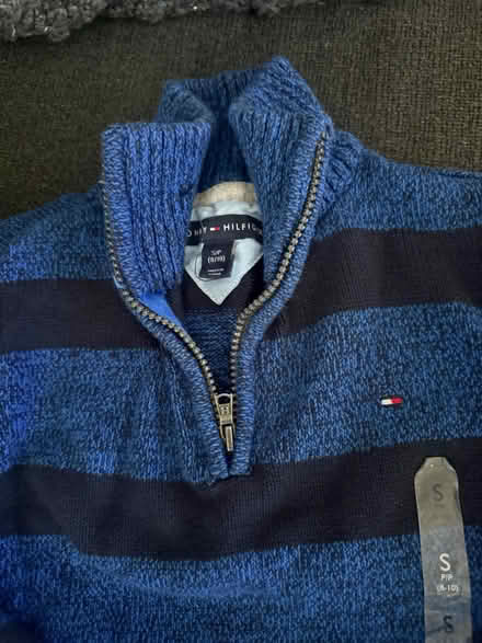 Photo of free Boys Sweater (Jamaica Queens) #1