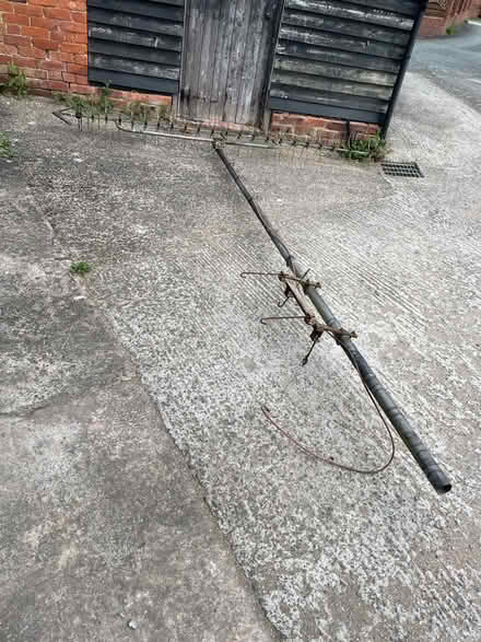 Photo of free Large TV aerial (Tregynon SY16) #1