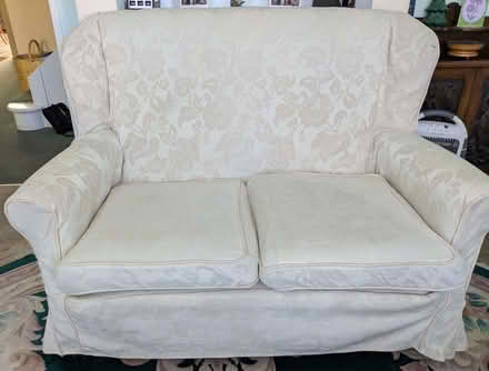 Photo of free White fabric sofa (Bulverhythe TN38) #1