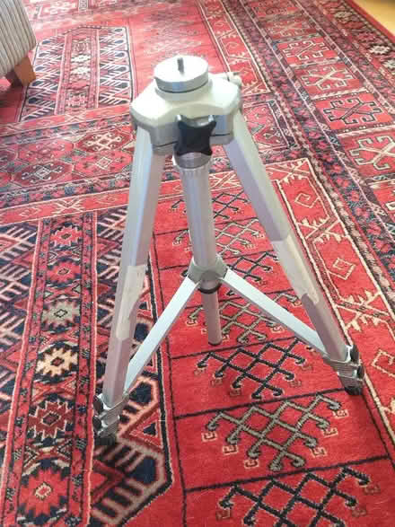Photo of free Camera Tripod (Shinfield RG2) #1