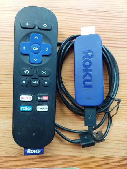 Photo of free Old Roku Stick - working but does not support updates. (Top Amersham HP6) #1