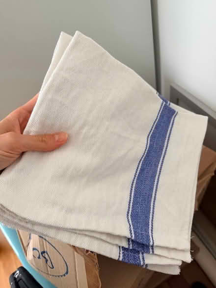 Photo of free 100+ French cafe-style cloth napkins (Lewisham SE13) #2