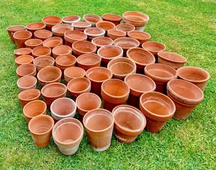 Photo of free Used terracotta plant pots in different sizes (Broxbourne EN10) #1