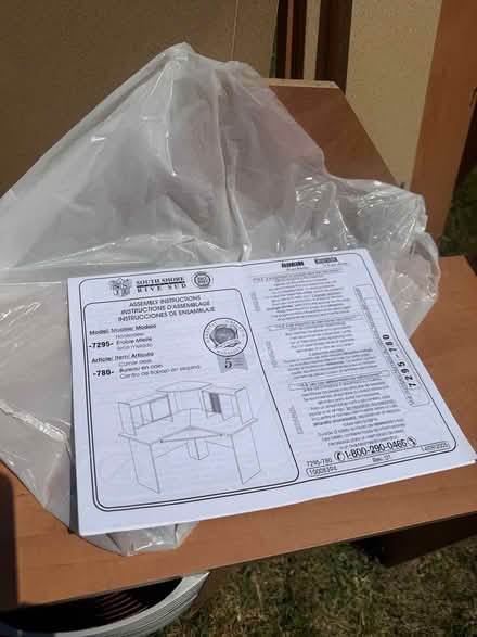 Photo of free Desk & coffee table (Hwy 7 and 9th Line Markham) #1