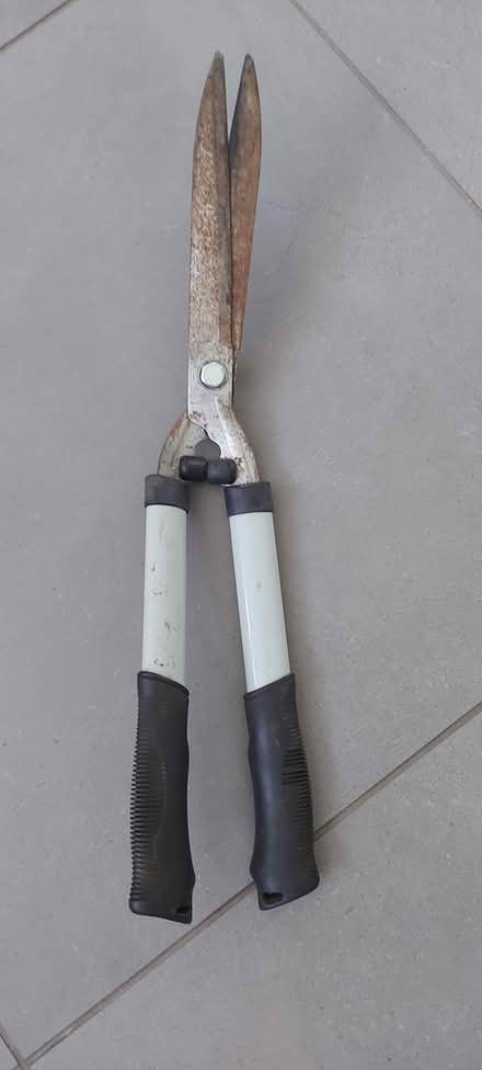 Photo of free Hedge shears (Southwater) #1