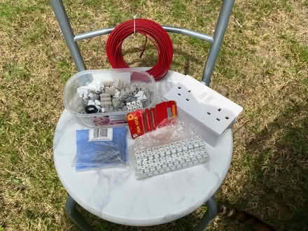 Photo of free Electrical items (Southborough TN4) #1