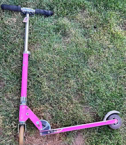 Photo of free Child’s scooter (1) (Bromley,Hayes) #2