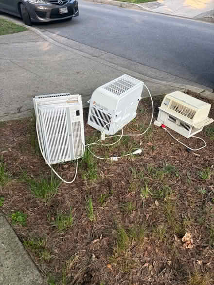 Photo of free 3 window air conditioners (takoma Park, MD) #1